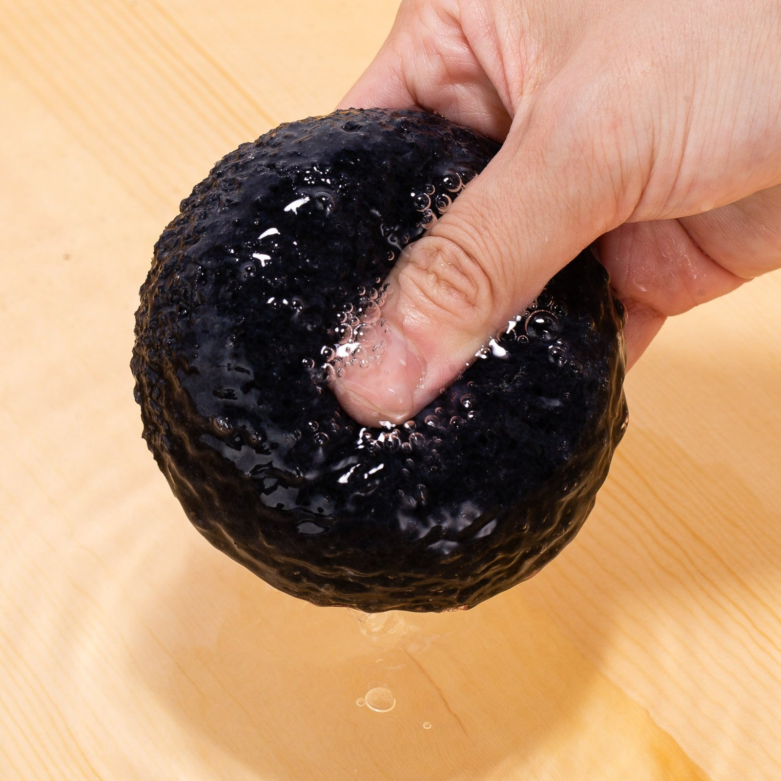 こんにゃくスポンジKOMACHI 白3個炭・緑茶・さくら各1個 計6個入り